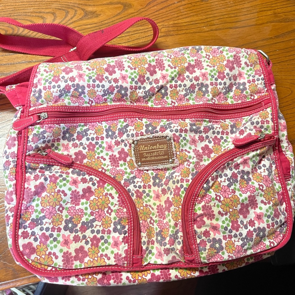 Super cute computer bag